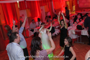 Esküvői DJ Kozármisleny