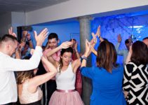 Esküvői DJ és Ceremóniamester Székesfehérvár BEAT Étterem Esküvői DJ és Ceremóniamester Székesfehérvár BEAT Étterem