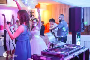 Ceremóniamester és DJ Győr 2